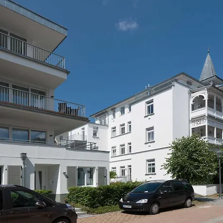 Seeblick Villa